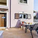 Lydia House, Corfu Pouládes