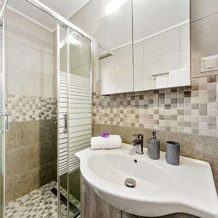 Lydia House, Corfu * Puládesz