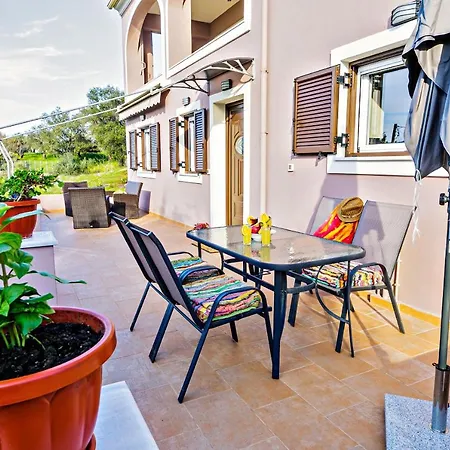 Lydia House, Corfu Апартаменты Poulades
