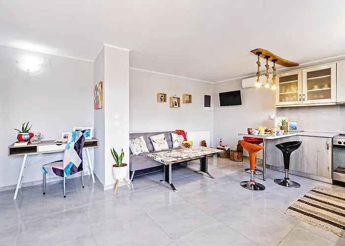 Lydia House, Corfu
