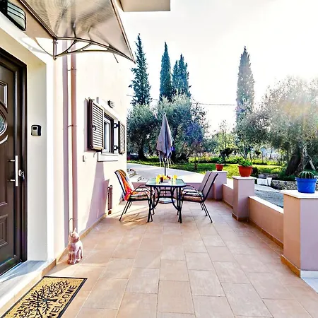 Lydia House, Corfu アパート Pouládes